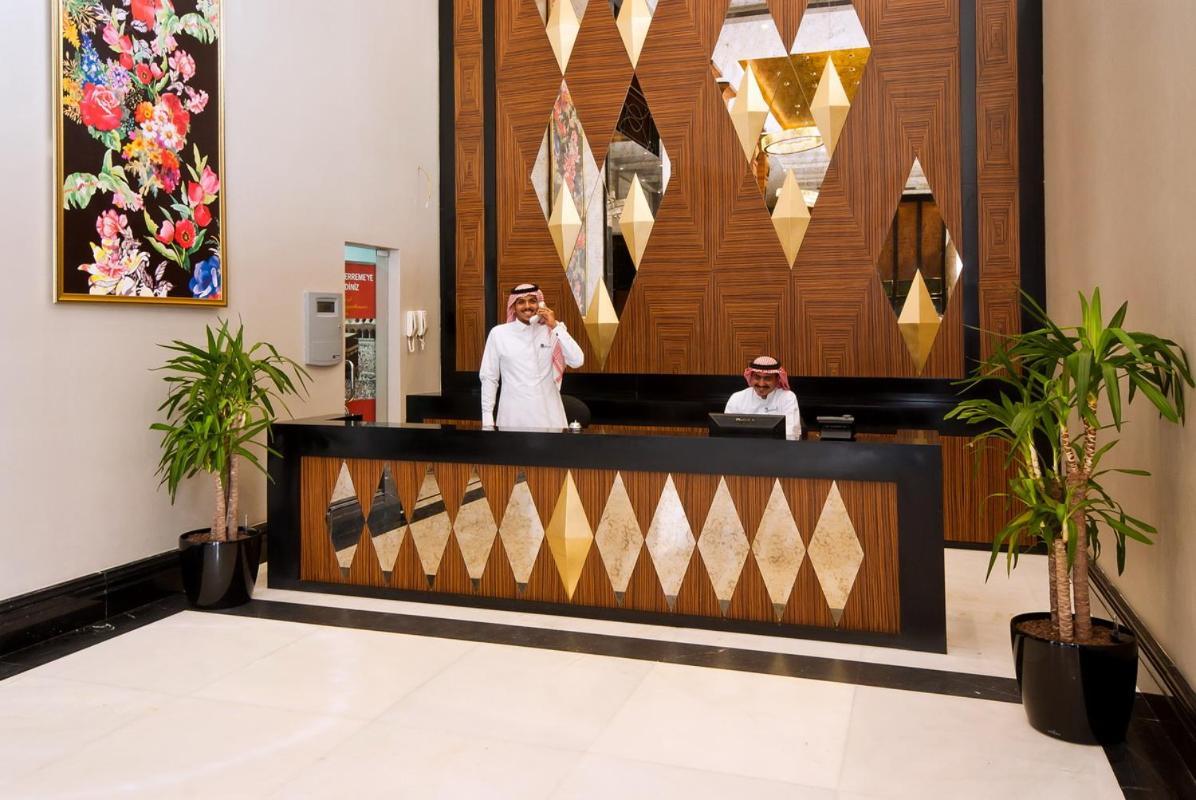 Ramada Zad Al Qasr Hotel Meca Exterior foto